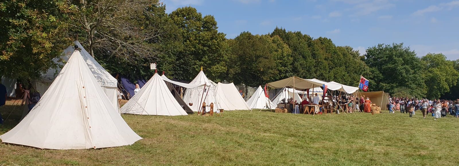 Vie de camps civile et militaire